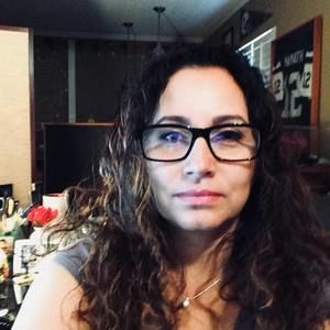 Meet your Posher, Alida